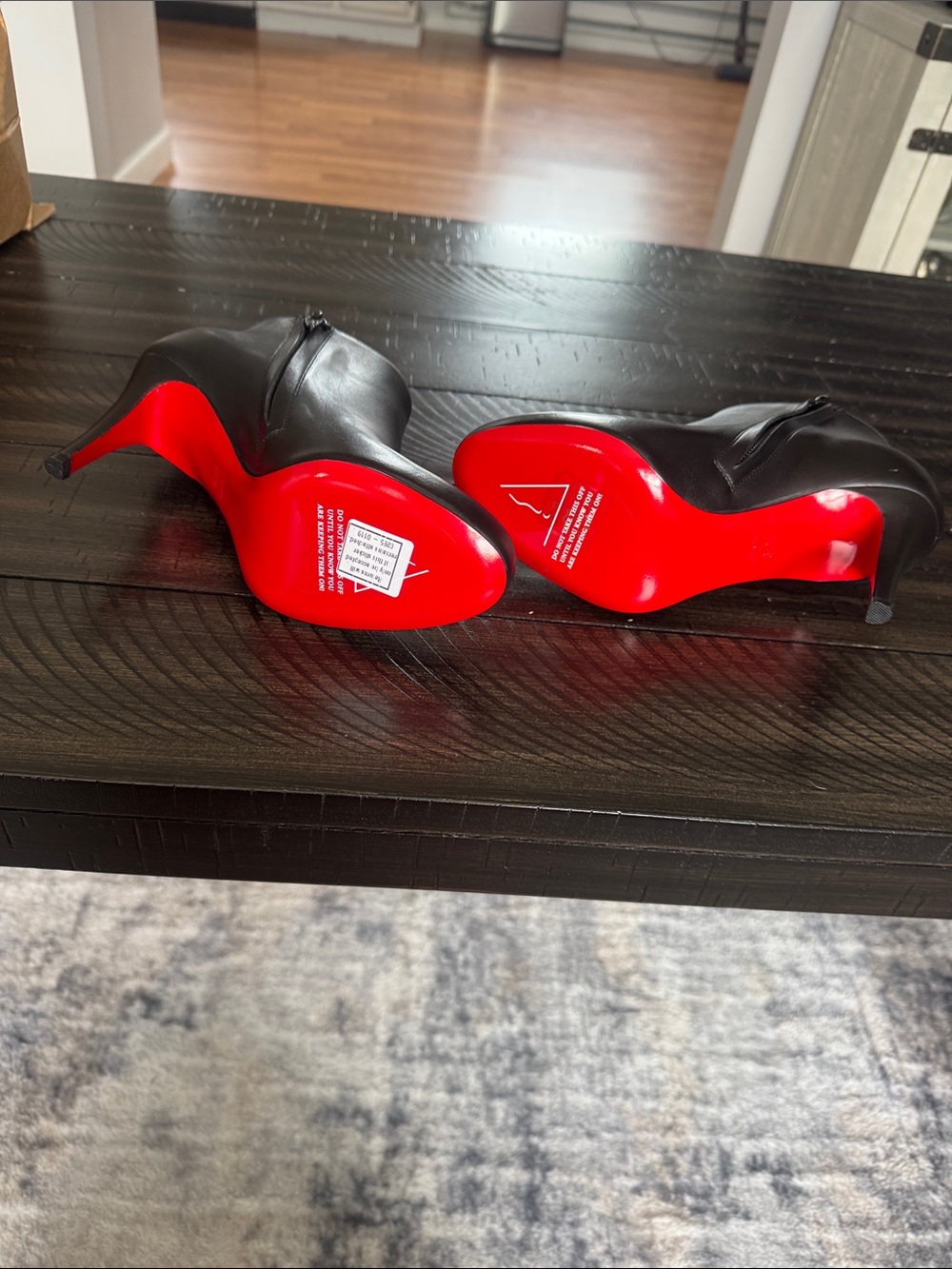Christian Louboutins size 34.5 - Picture 3 of 8